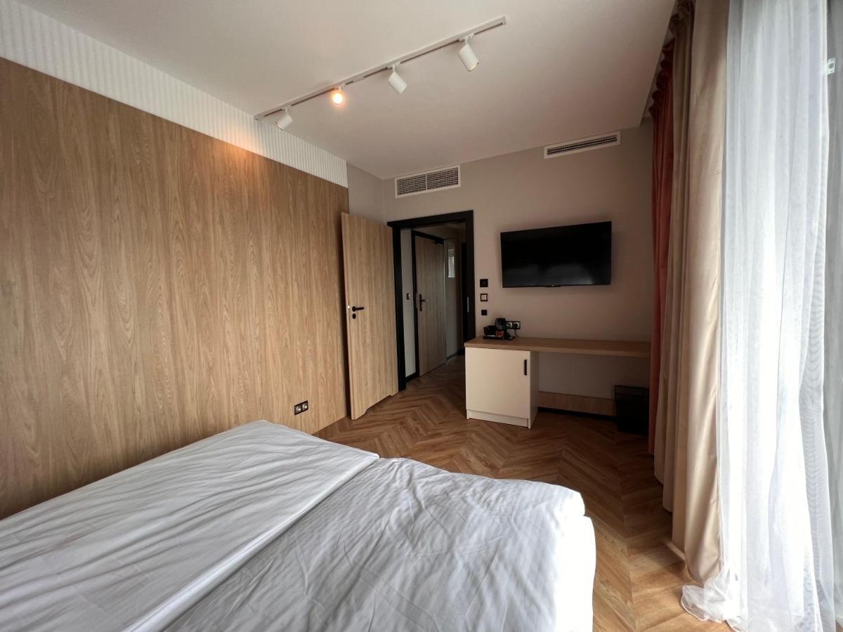 Resto Inn - Smart Apartamenty Blisko Energylandii Polwies 外观 照片