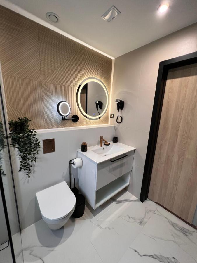 Resto Inn - Smart Apartamenty Blisko Energylandii Polwies 外观 照片