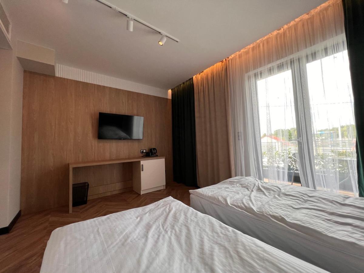 Resto Inn - Smart Apartamenty Blisko Energylandii Polwies 外观 照片