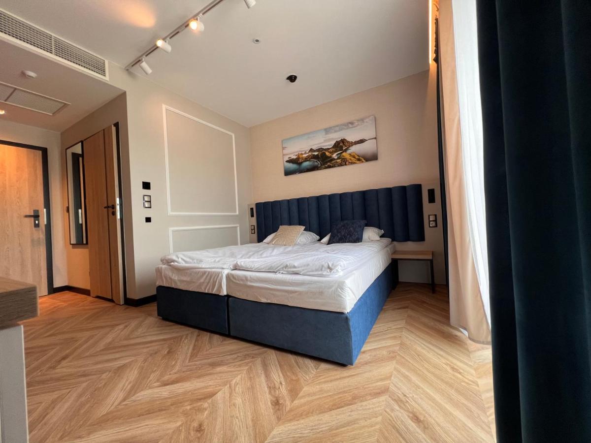 Resto Inn - Smart Apartamenty Blisko Energylandii Polwies 外观 照片