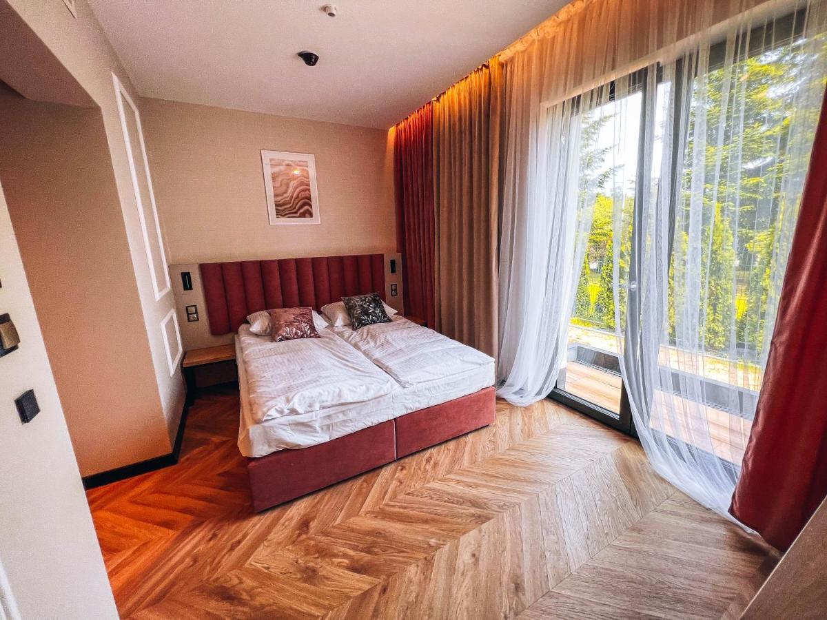 Resto Inn - Smart Apartamenty Blisko Energylandii Polwies 外观 照片