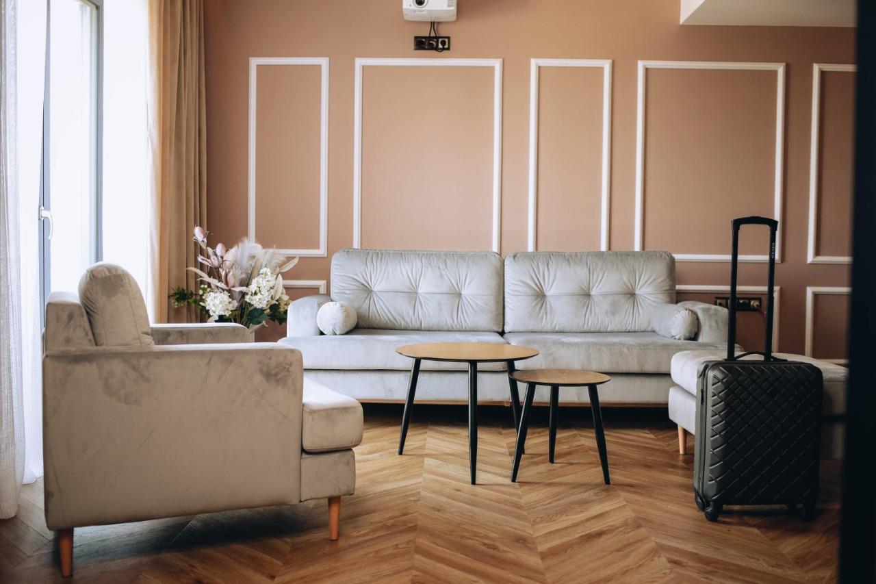 Resto Inn - Smart Apartamenty Blisko Energylandii Polwies 外观 照片
